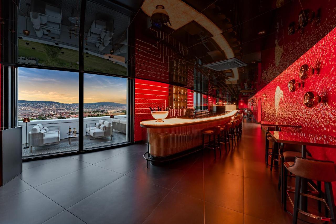 Five Zurich - Luxury City Resort Bagian luar foto Skyline Bar